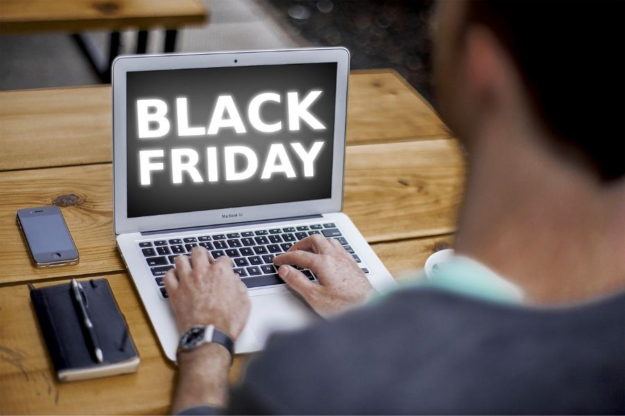 【Shopifyブログ記事】ブラックフライデー＆サイバーマンデー完全攻略法 – ブランドはこの年間最大のセール週末にどう備えるか